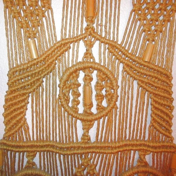 70s Vtg Macrame Wall Art Hanging Handwoven Bamboo Wood Tapestry Boho Hippie 60" - Picture 4 of 6